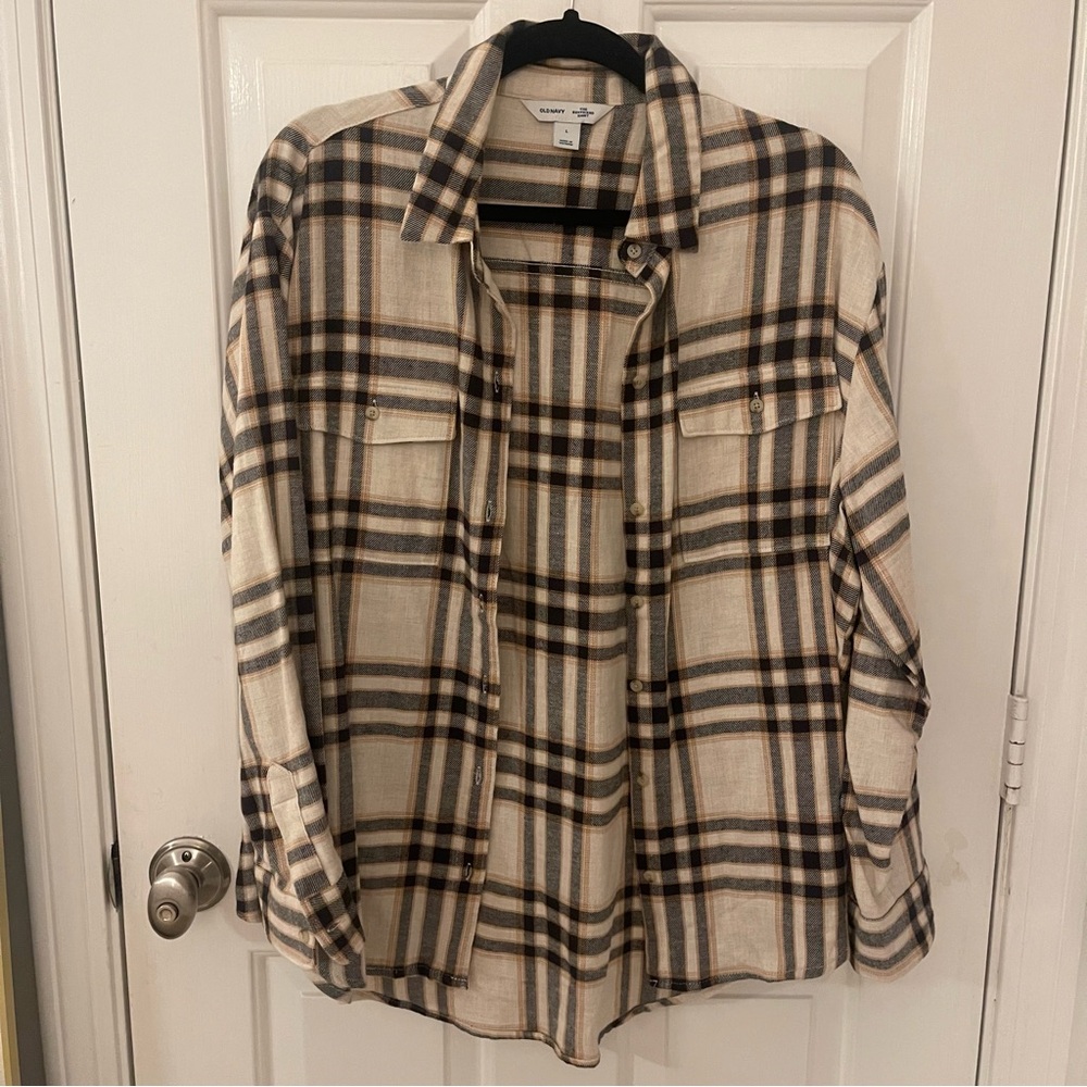 NWOT Old Navy “The Boyfriend” Plaid Button Down Shirt - Picture 2 of 15